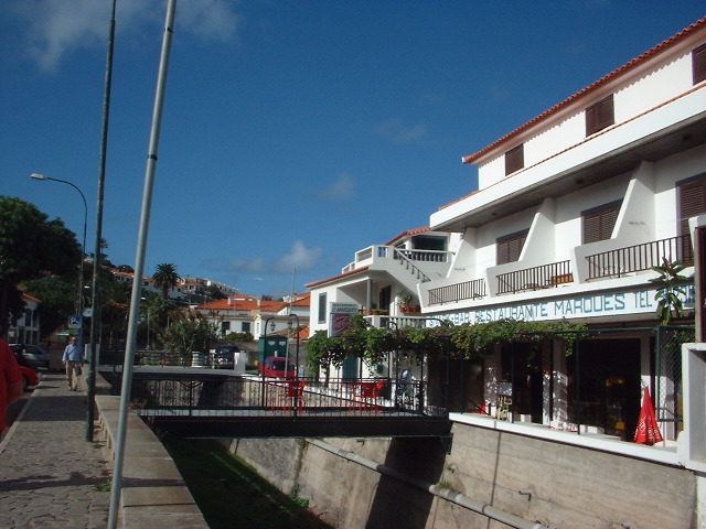 In Vila Baleira