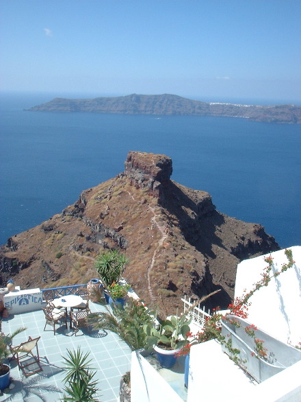 Skaros, from Imerovigli